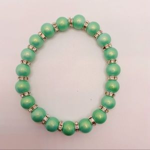 Bracelet Greenish Blue pearl color with CrystalsLooks different in all lighting